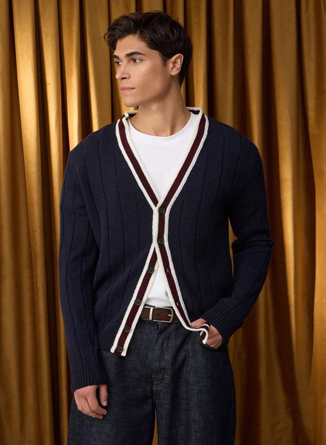 trendyol Special Collection Navy Blue Regular VNeck Color Block Cardigan - Image 1