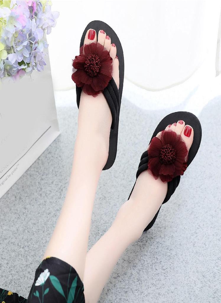 Eckek - Women Slippers Flower Beach Ladies Slippers Flip Flops Beach Shoes Sandals Slippers - Image 1