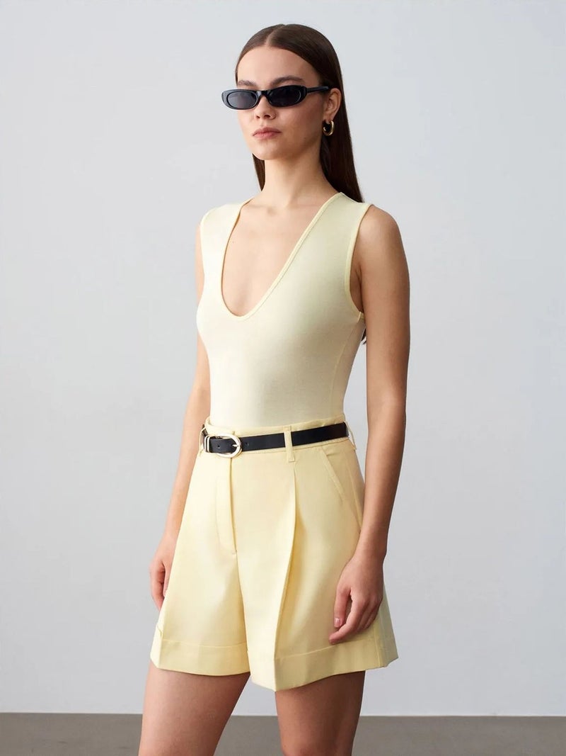 DILVIN Belted High-Waist Wide-Leg Tailored Shorts - Image 3