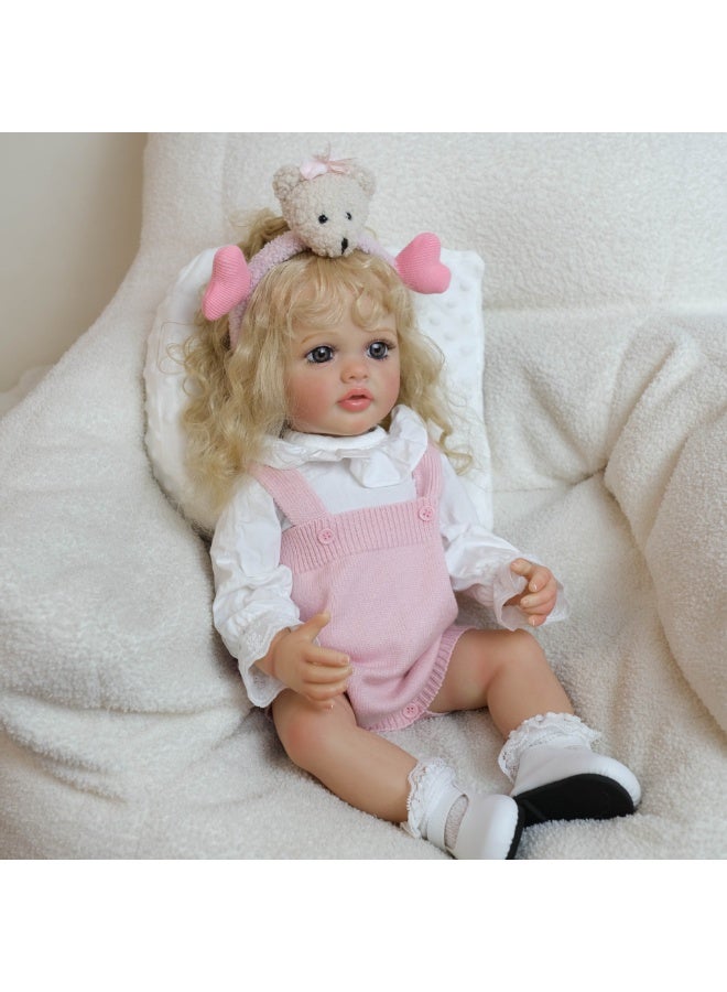 ان بي كي دمية طفلة واقعية من ريبورن، طولها ٢٢ بوصة، ترتدي سترة وردية فاتحة وحمالات. دمية طفلة جميلة ونابضة بالحياة. مصنوعة يدويًا من السيليكون والفينيل الناعم. مجموعة لعب واقعية لطفلة ريبورن. - Image 4