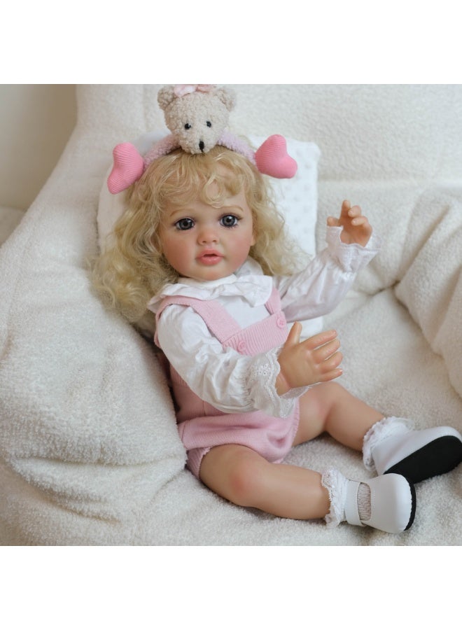 ان بي كي دمية طفلة واقعية من ريبورن، طولها ٢٢ بوصة، ترتدي سترة وردية فاتحة وحمالات. دمية طفلة جميلة ونابضة بالحياة. مصنوعة يدويًا من السيليكون والفينيل الناعم. مجموعة لعب واقعية لطفلة ريبورن. - Image 5