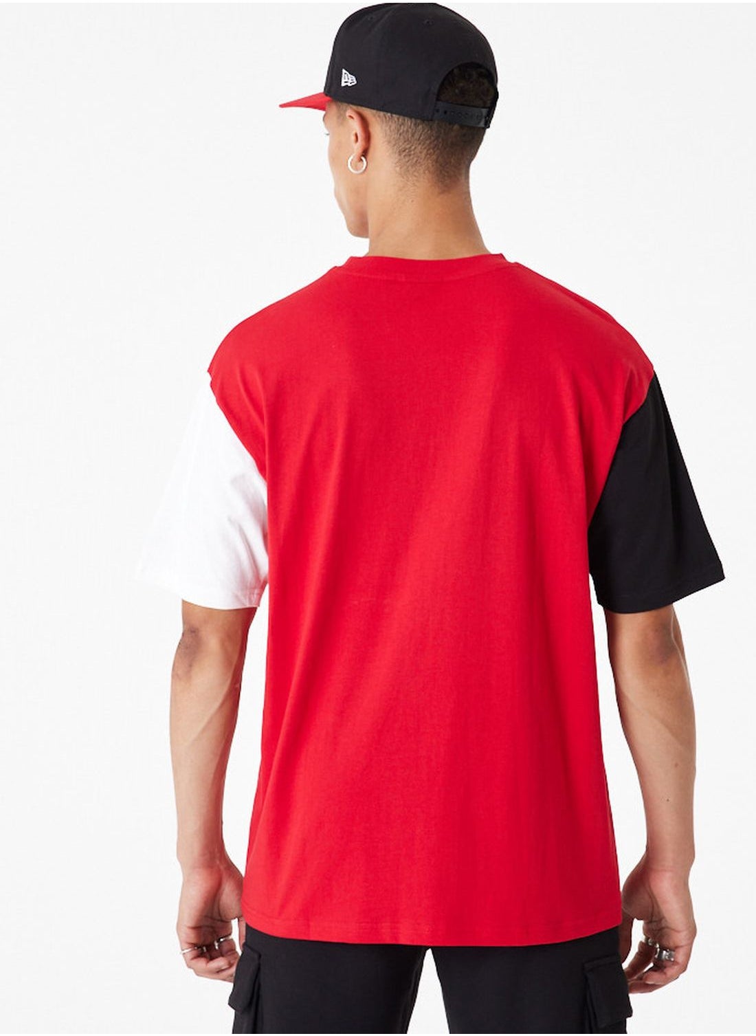 Buy Bulls Oversized red T-Shirt at