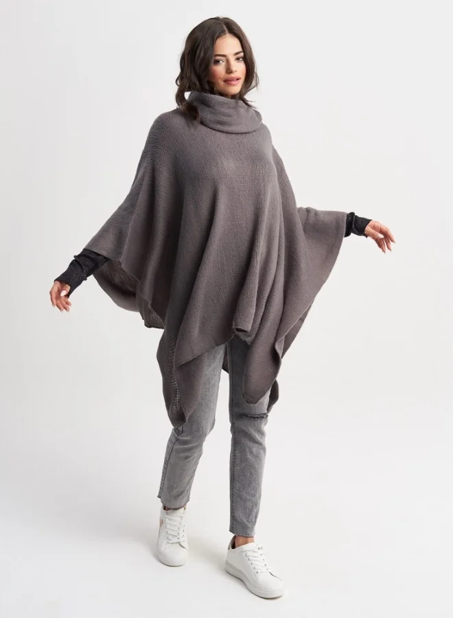 هايليز Cozy Gray Knit Poncho with Cowl Neck