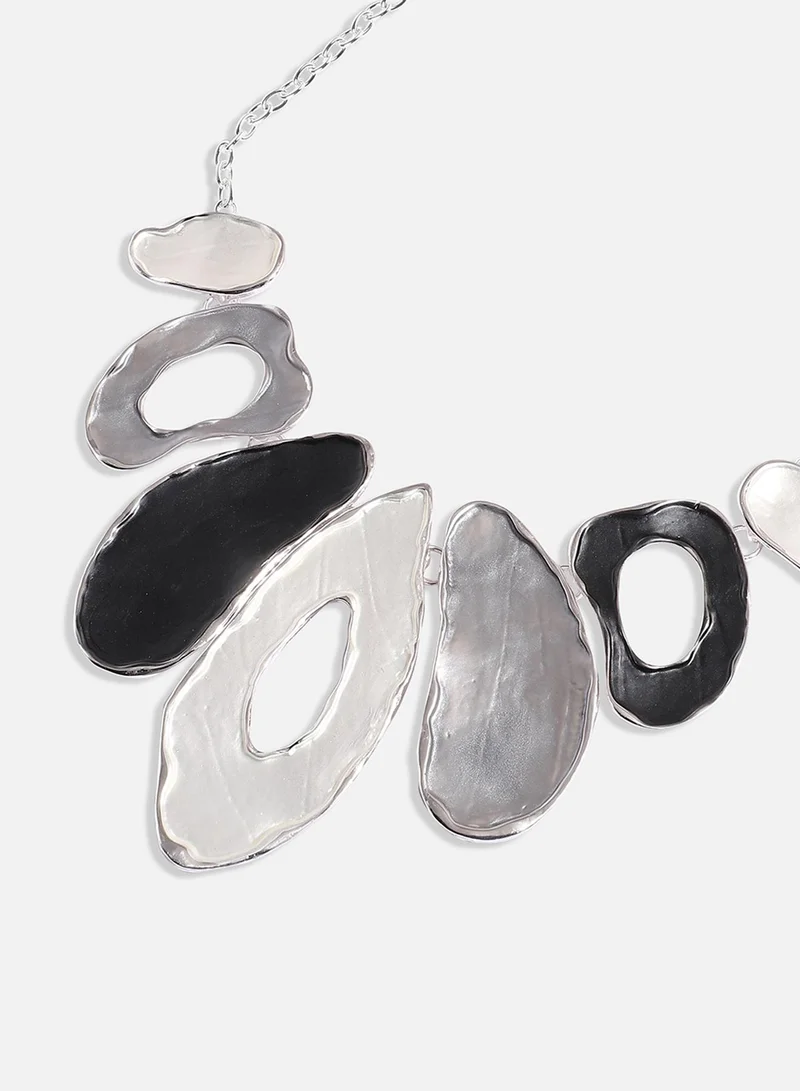 سوهي الأسود والفضي قلادة هالة مجردة