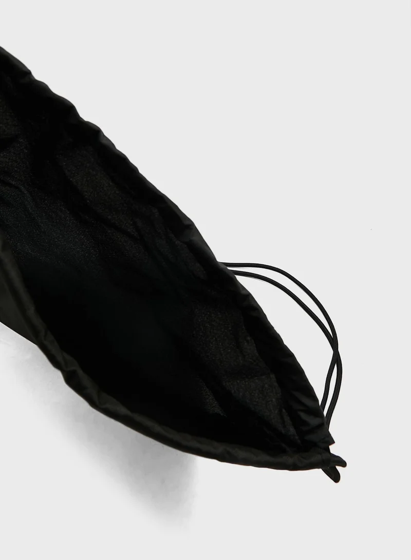 بوما شنطة رياضية بشعار الماركة