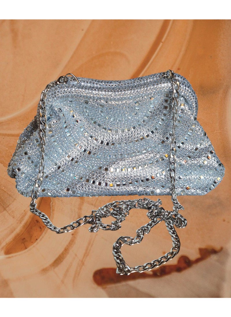 Generic Women's Silver Evening Bag – Elegant Clutch for Parties & Special Occasions – Spacious Crossbody Purse with Long Chain – Stylish Handbag for Women  - Image 1