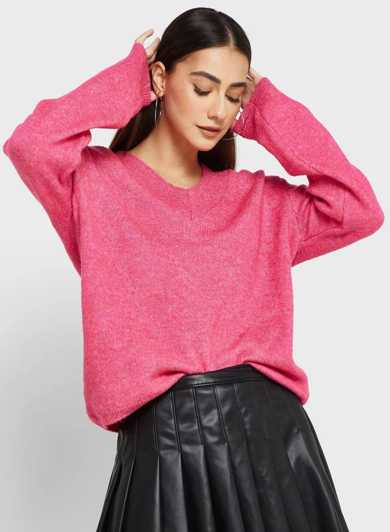 Jacqueline de Yong V-Neck Knitted Sweater