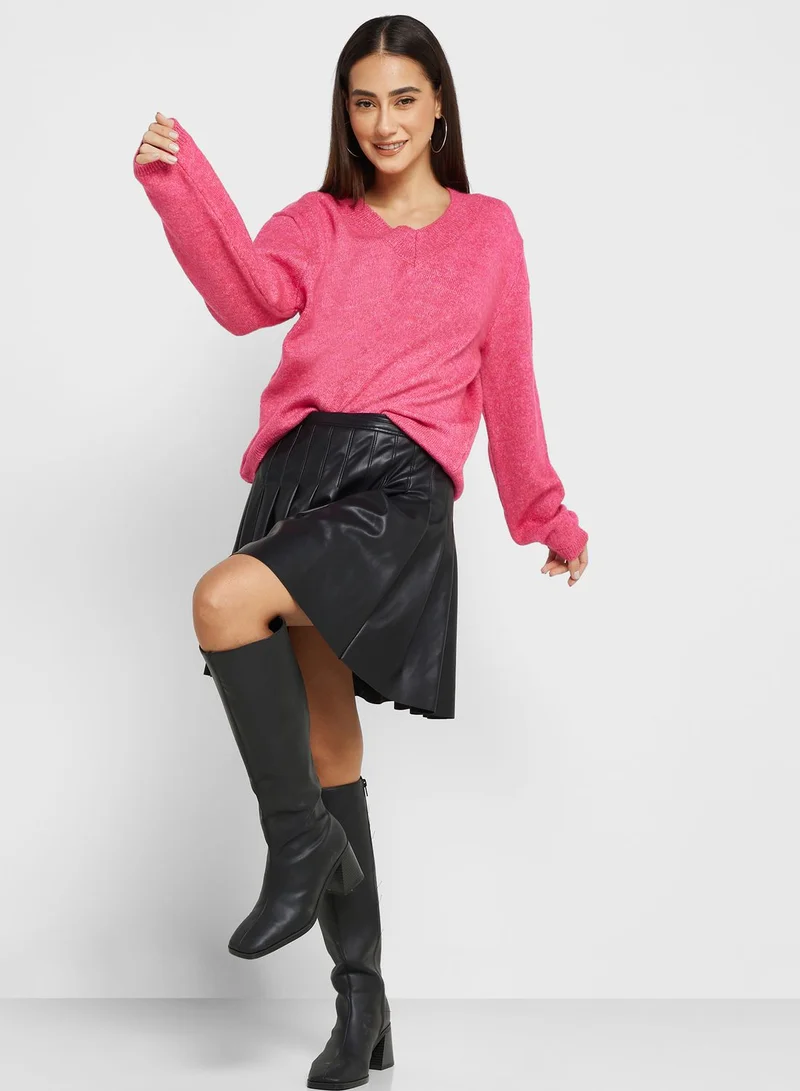 Jacqueline de Yong V-Neck Knitted Sweater