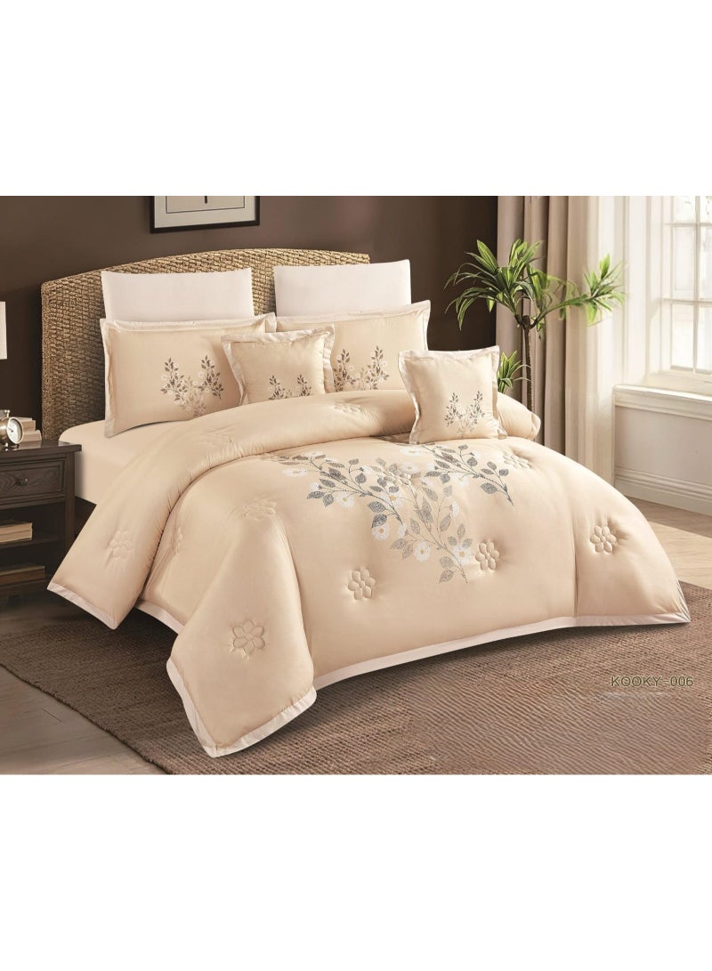 Summer double bed set (one and a half size) with elegant floral embroidery. Soft microfiber, full filling, 5pieces: 1 comforter (170 x 230 cm), 1 fitted sheet (120 x 200 cm), 2 pillowcases (75 x 50 cm), 1 cushion cover (45 x 45 cm).