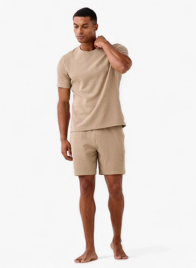 سبلاش فيڤ Textured Shorts Set