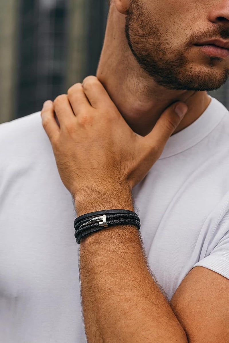 Vientiq Black Braided Leather Bracelet For Men - Image 3