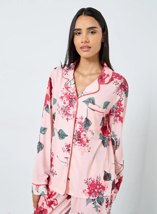 ستايلي طقم منسق من بنطال بيجاما وبلوزة بتفاصيل أزرار