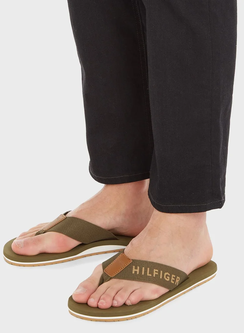 TOMMY JEANS Logo Flip Flops