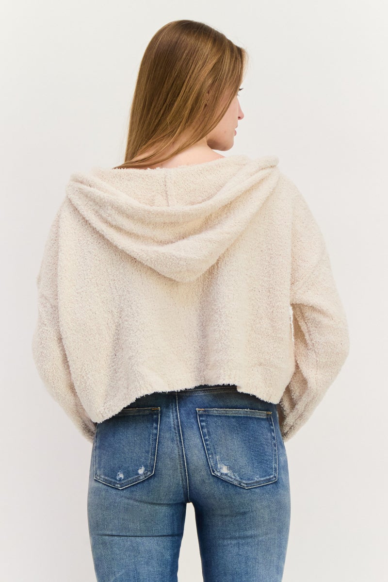 NIA سويت شيرت نسائي بغطاء رأس وأكمام طويلة، بيج - Image 3