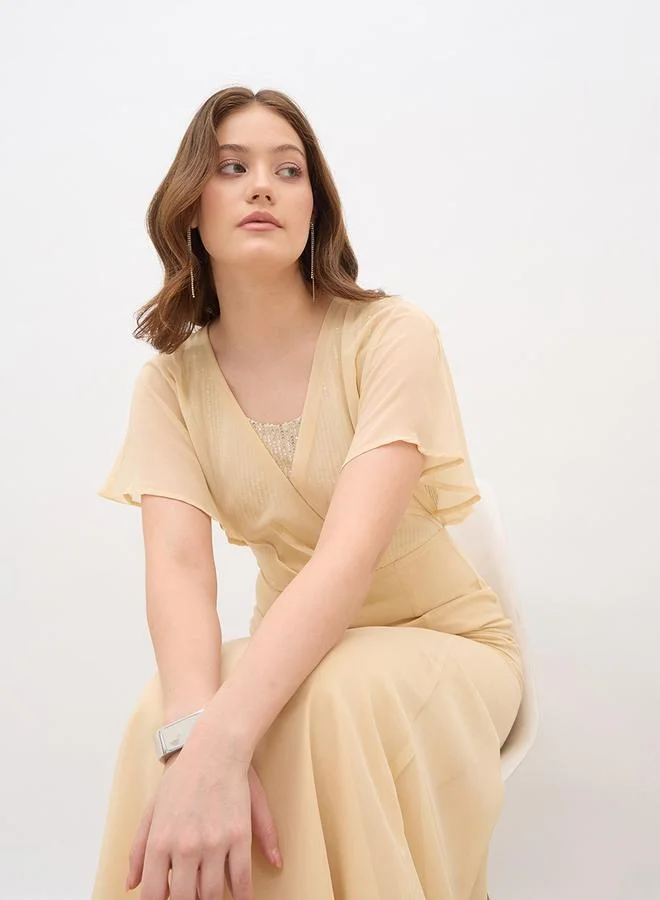 ستايلي فستان ماكسي A-Line مزين بالترتر من Styli
