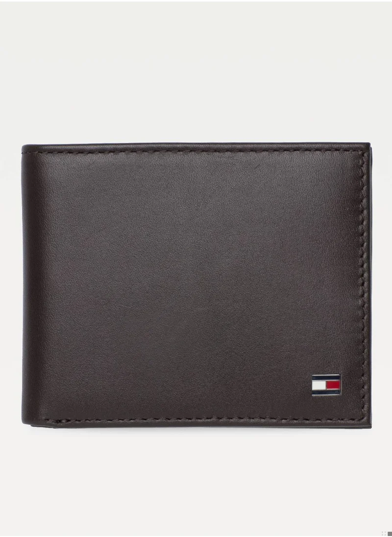 TOMMY HILFIGER Men's Small Bifold Wallet - Leather, Brown