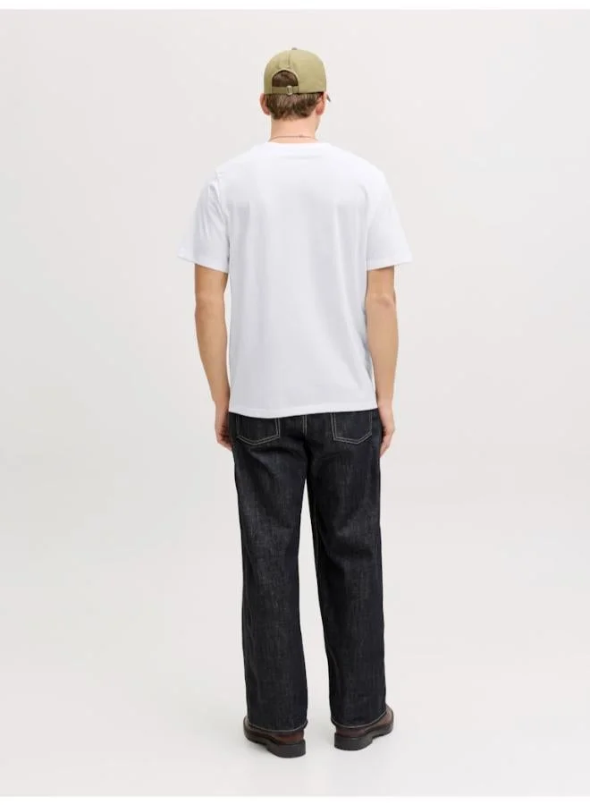 جاك اند جونز تيشيرت بياقة دائرية وأكمام قصيرة بقصة مريحة