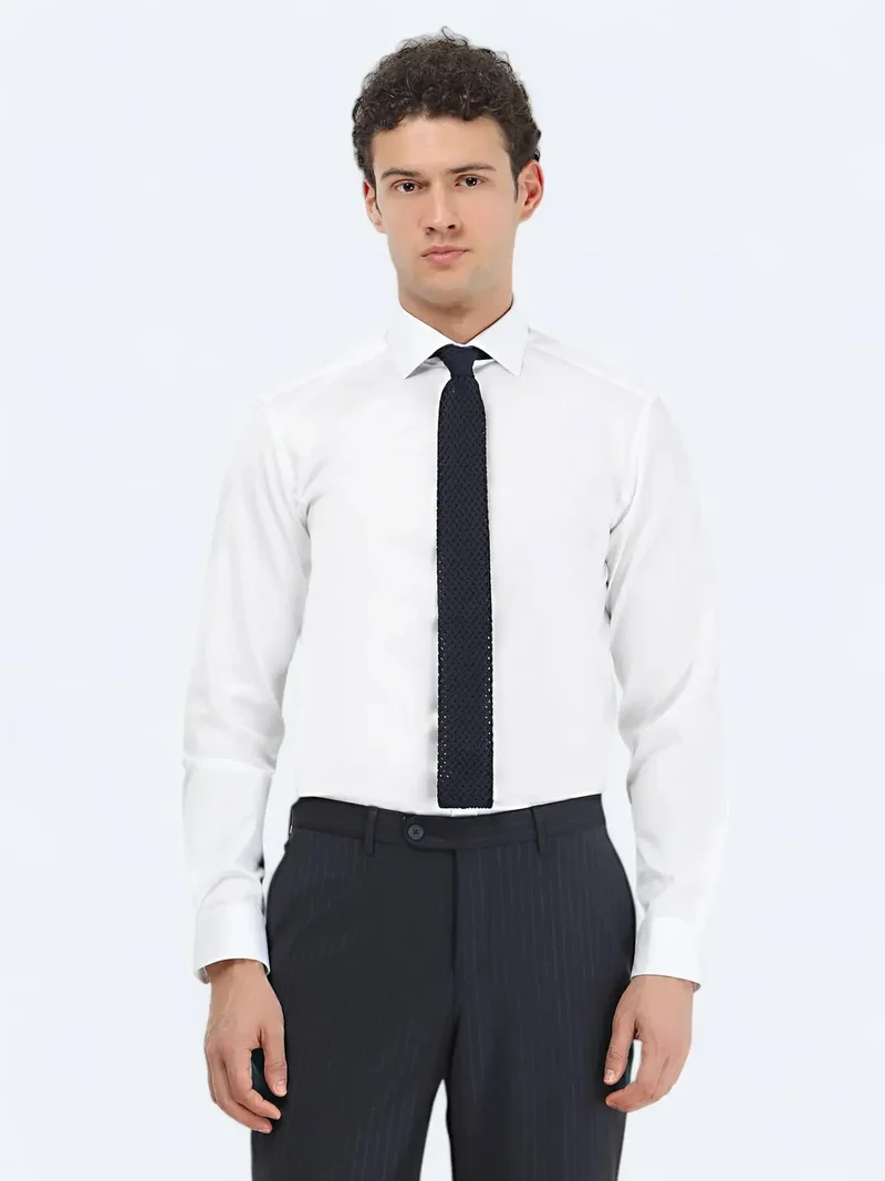 كيب قميص أبيض سادة بقصة عادية، مصنوع من القطن الكلاسيكي 100%