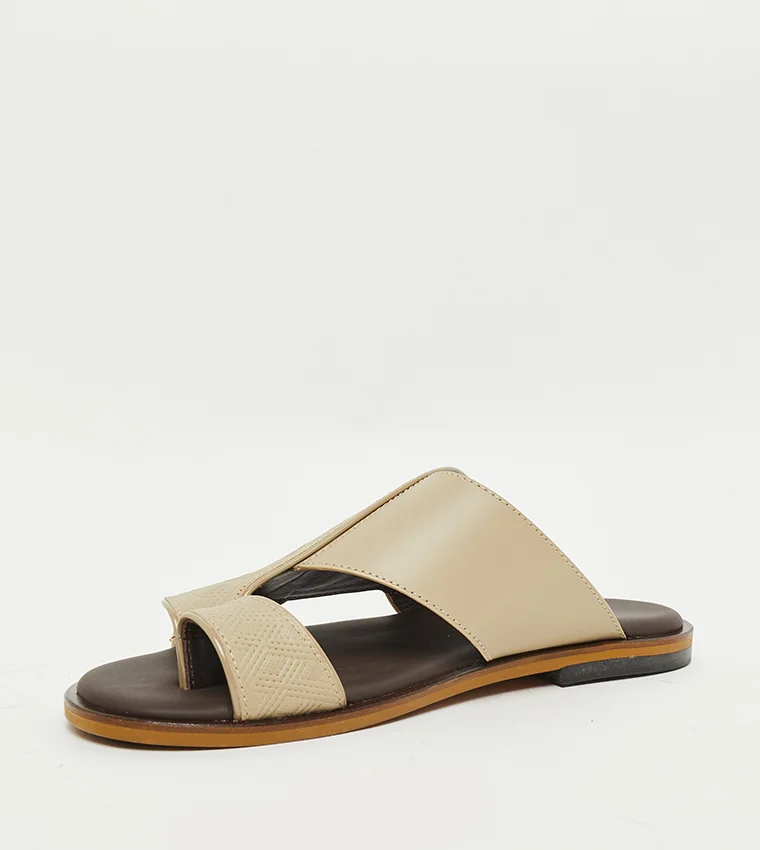 الدو Textured Arabic Sandals