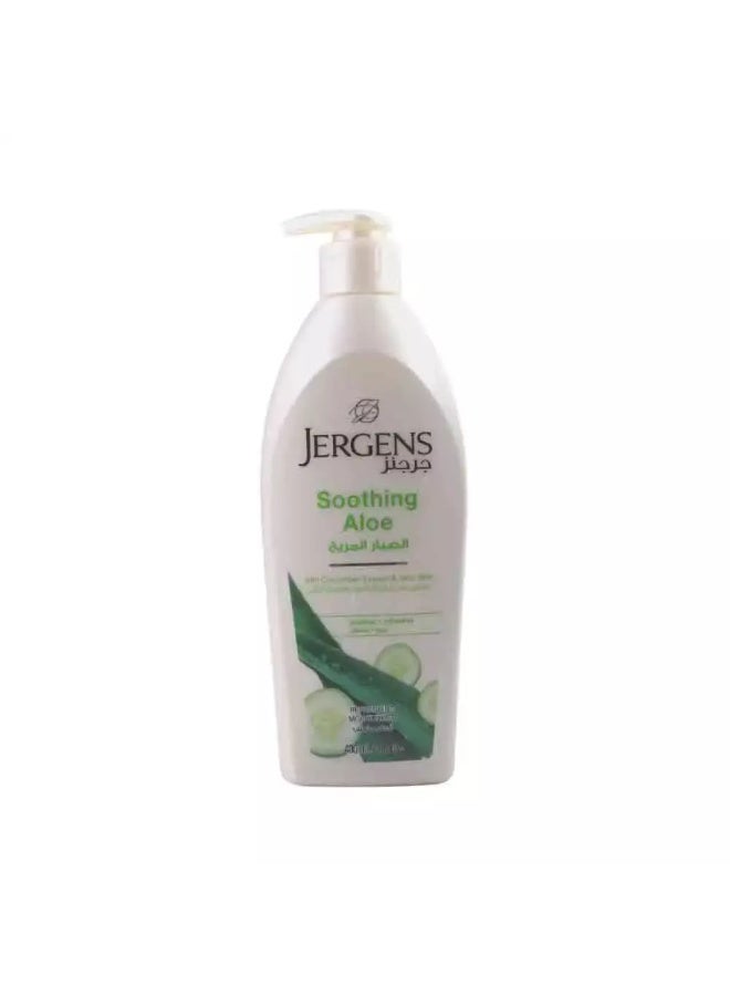 Jergens Jergens Soothing Aloe Refreshing Moisturizer with Cucumber Extract and Aloe Vera- 400ml - Image 1