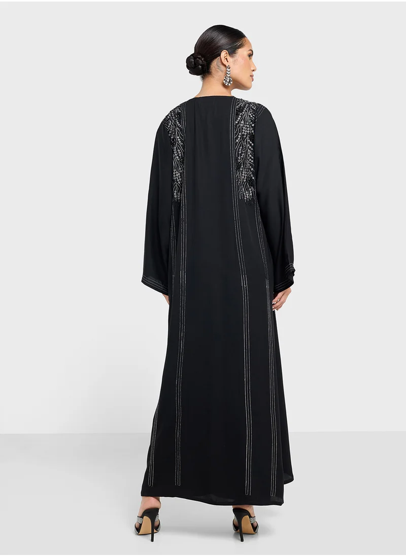 هيا كلوزيت Embroidered Abaya with Sheila