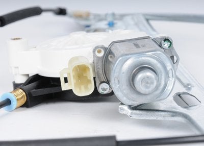 GM ACDelco GM Genuine Parts 20945138 Front Driver Side Window Regulator with Motor - Image 2