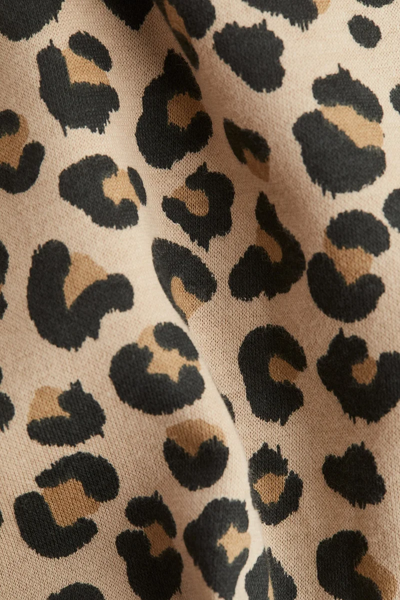 اتش اند ام سويت شيرت بطبعة وبطانة ناعمة