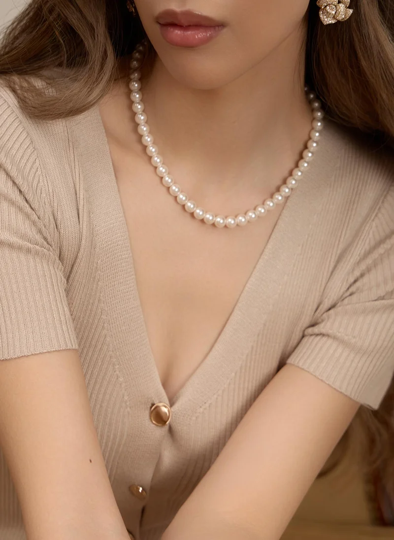 ليتشي طوق من اللؤلؤ