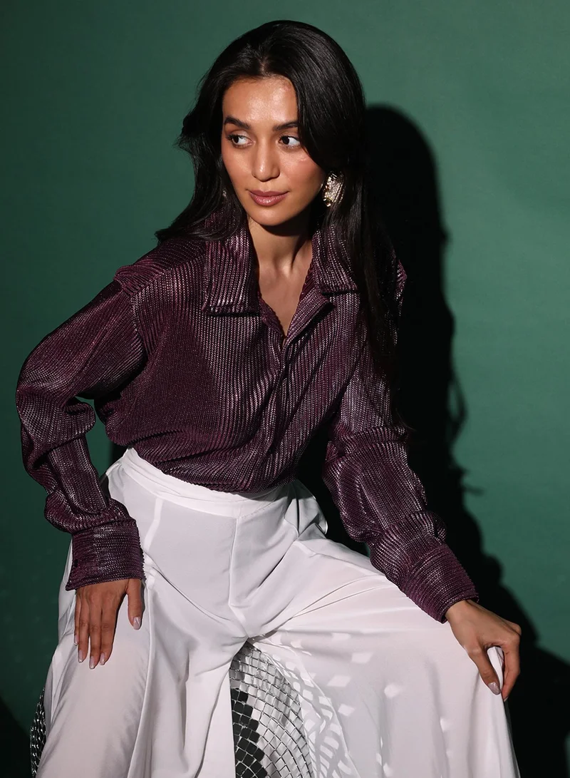 بينيا كولادا قميص نسائي مطوي باللون الأرجواني البرقوقي المعدني