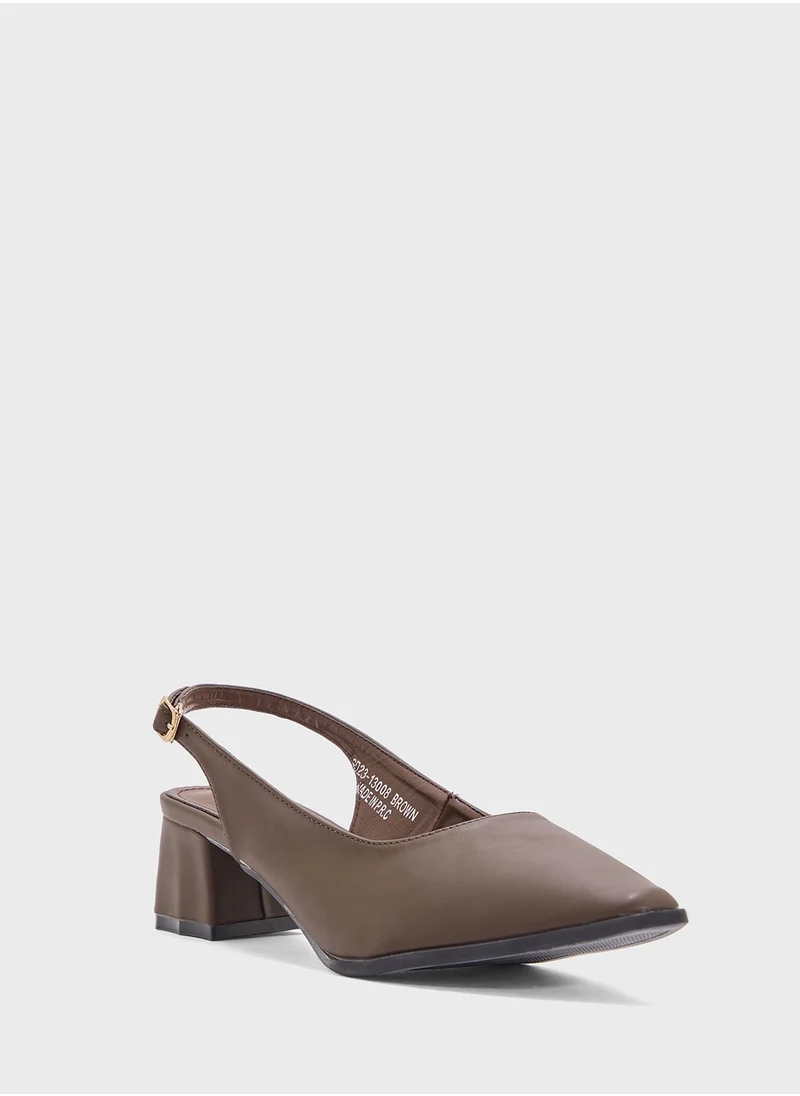 SD.Felano Mid Heeled Pointed Pump