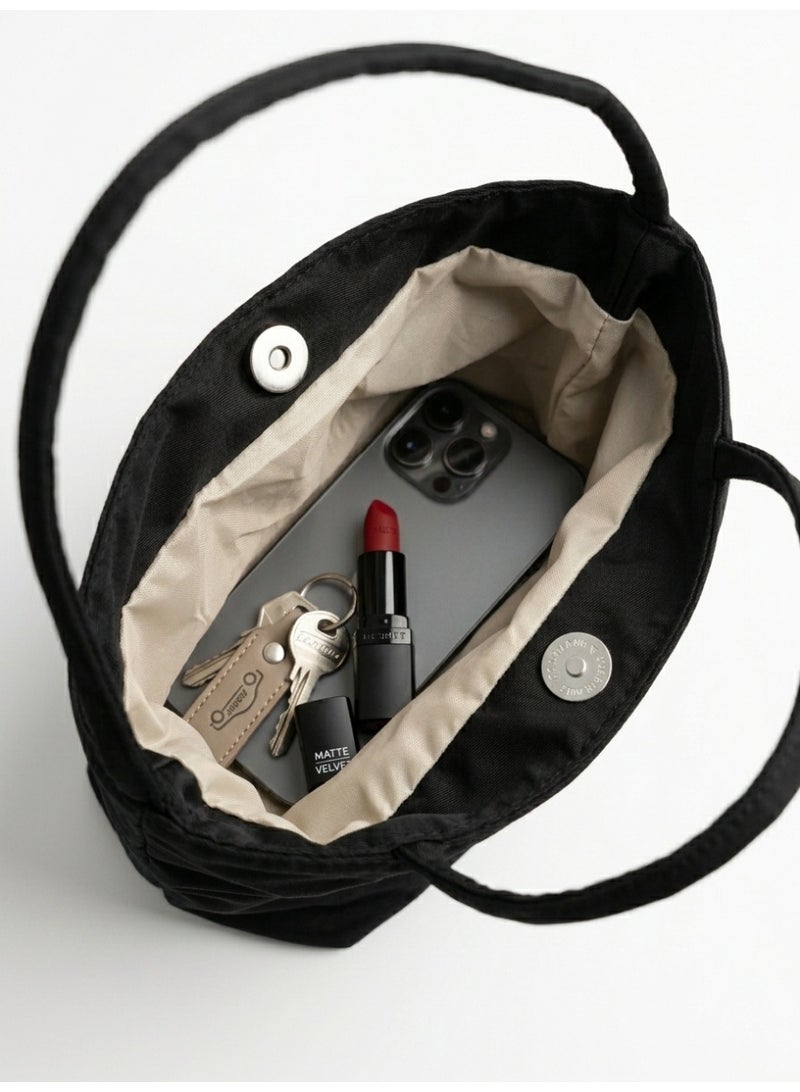 Women's Minimalist Nylon Lightweight Portable Handbag - Black - Image 2