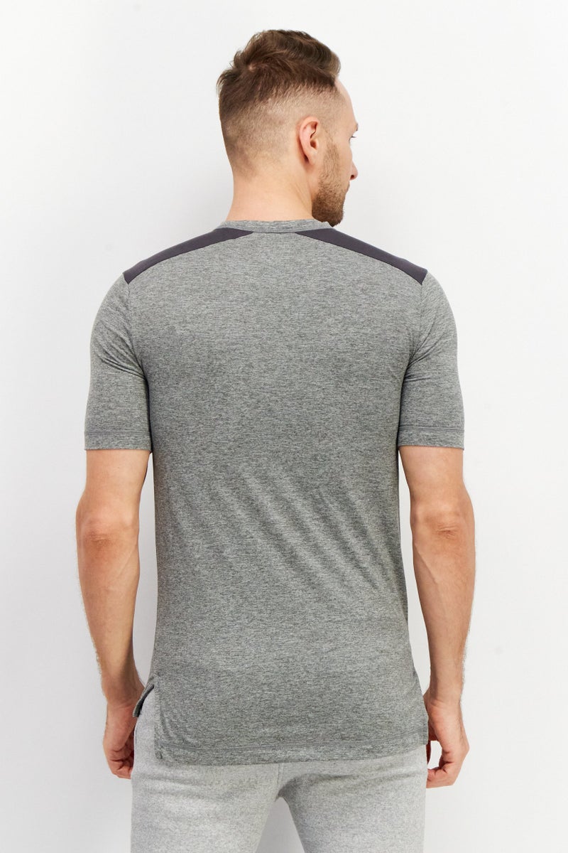 Men Sportswear Fit Embroidered Logo Outdoor T-Shirt, Grey
