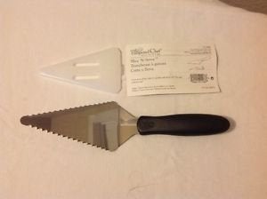 Pampered Chef Slice 'N Serve - Stainless Steel Flatware Pie Server | Serrated on Both Sides | Great for Cake, Tart, Dessert, Pizza Cutter #1166 - Image 2