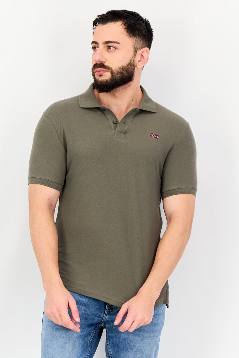 Nordland قميص بولو بأكمام قصيرة مزخرف للرجال بتصميم عادي، زيتوني - Image 1