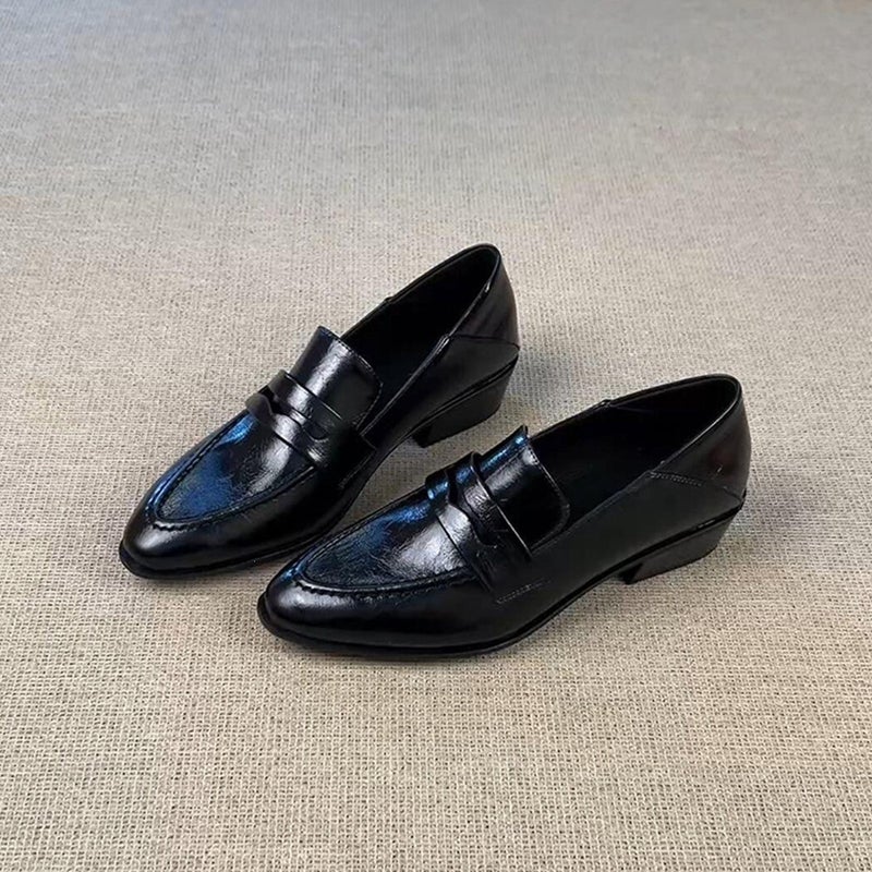 First Encounter Season: Minimalist Low-Heeled Slip-On Loafers for Women, Perfect for Commuting and Casual  Wear