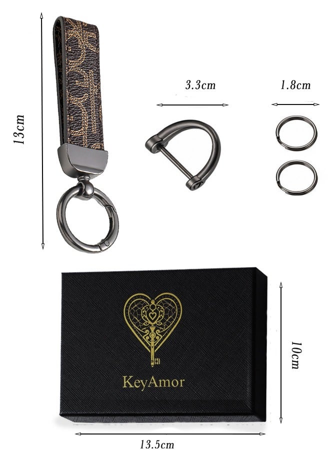 كيامور سلسلة مفاتيح أنيقة مصنوعة من المعدن والجلد للبالغين. سلسلة مفاتيح عصرية بحلقات بلون معدني غامق مثالية للرجال، تحتوي على 3 حلقات مفاتيح لإضافة المزيد من الوظائف. مصنوعة من جلد بني داكن أنيق وراقي، وتوفر دوران 360 درجة للراحة، وتأتي مغلفة بشكل جميل في علبة هدايا فاخرة، مما يجعلها خيارًا ممتازًا كإكسسوار أو كهدية. - Image 4
