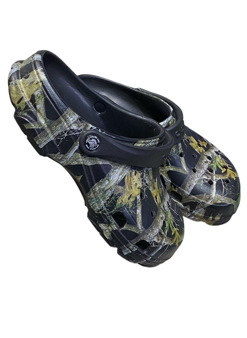 crocs Men's Crocs Comfortable Slip-On Slip-On Shoes - Camouflage Pattern - Lightweight and Suitable for Everyday Wear - Image 1