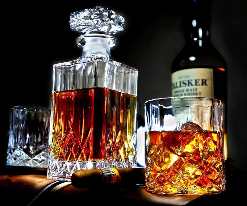 M T BROTHERS M T BROTHERS - Whiskey Decanter for Scotch, Liquor, Vodka, Wine or Bourbon - Irish Cut - (1000 ML Decanter)  - Image 5