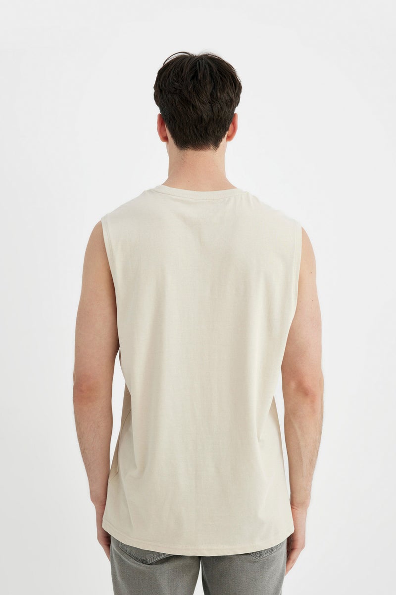 Man Regular Fit Printed Crew Neck T-Shirt
