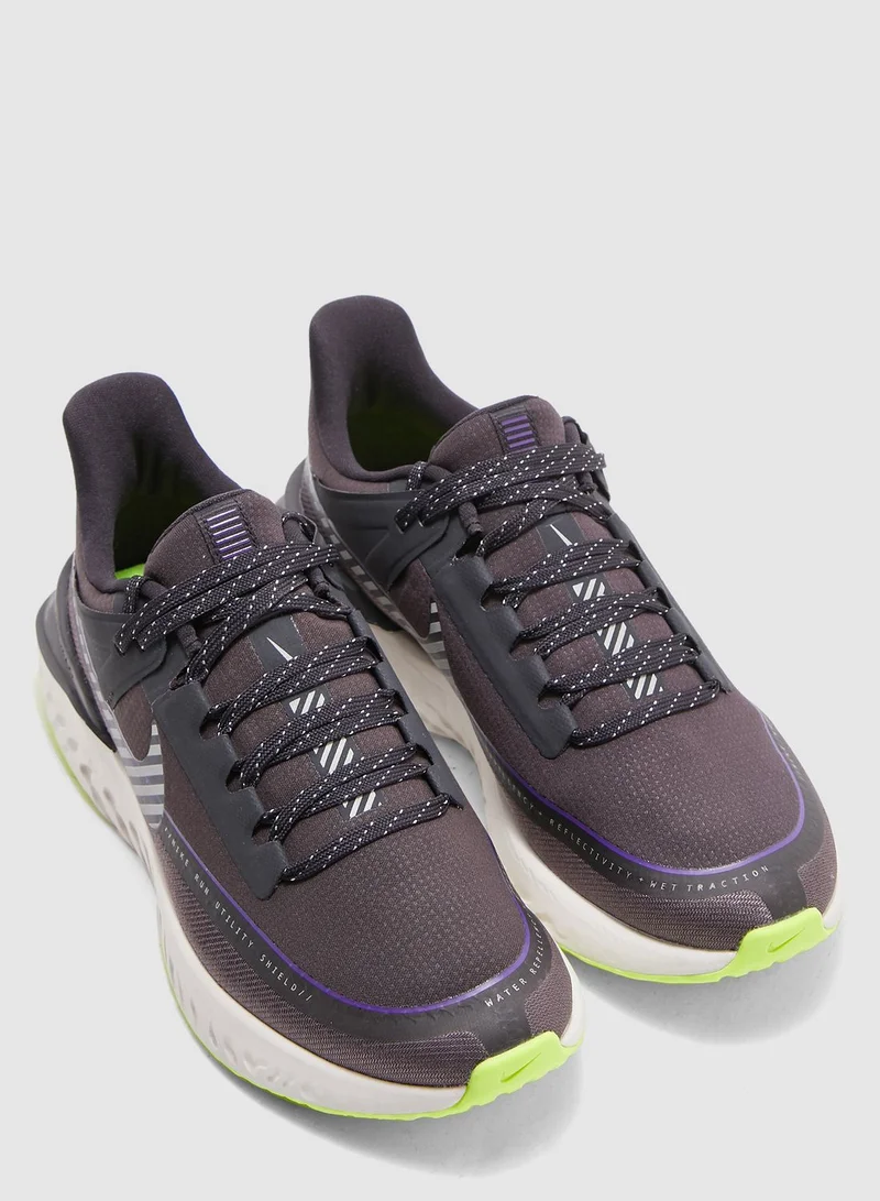 Nike Legend React 2 Shield