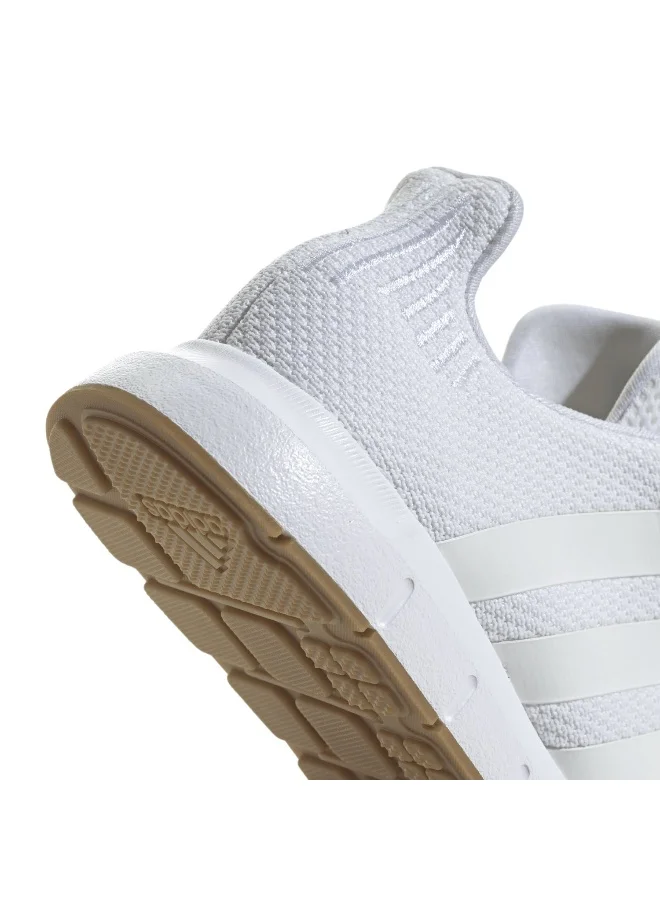 adidas سنيكرز سويفت رن 1.0 جي أبيض رياضي 3