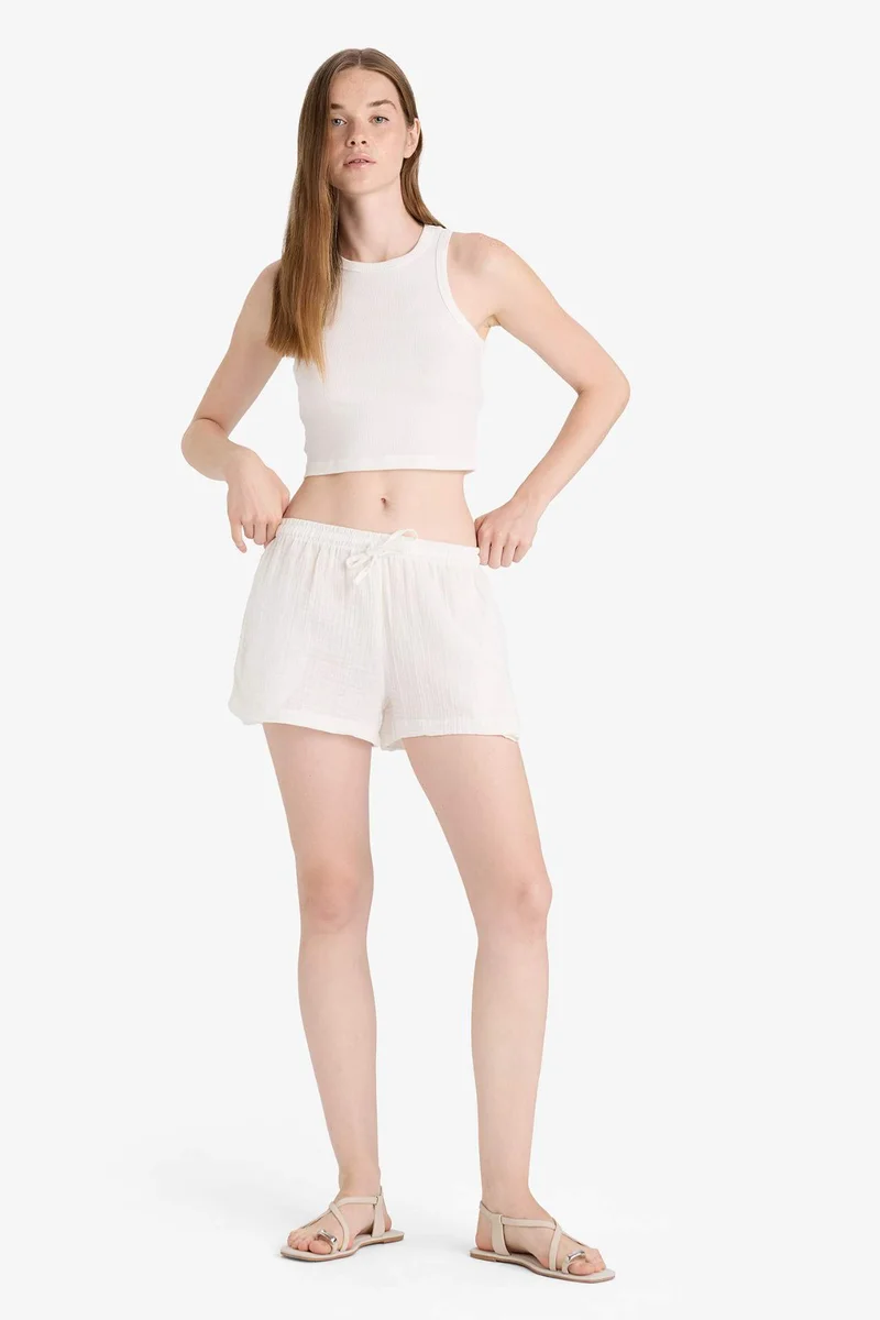 ديفاكتو A Cut Muslin Normal Waist Short Leg Shorts