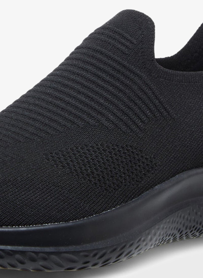 Dash Logo Detail Slip-On Sports Shoes - Image 4