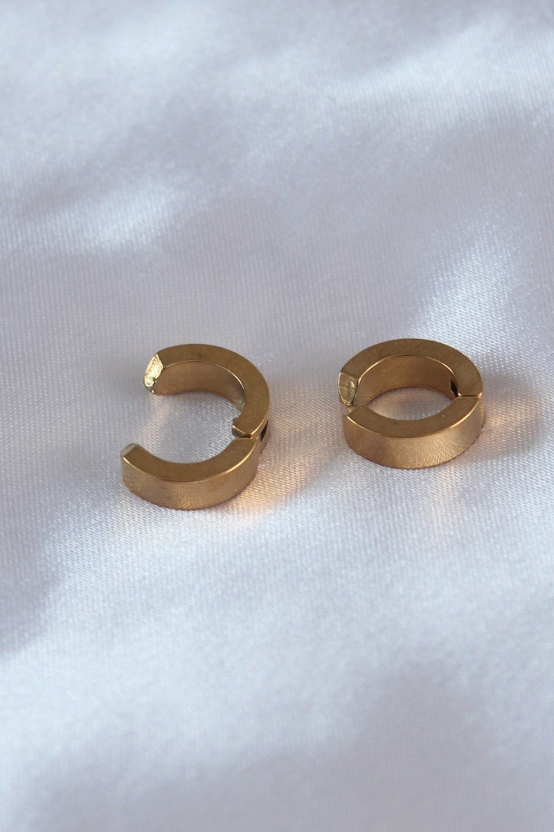 Ema Steel Gold Color Compressed Men's Earrings  - Image 2
