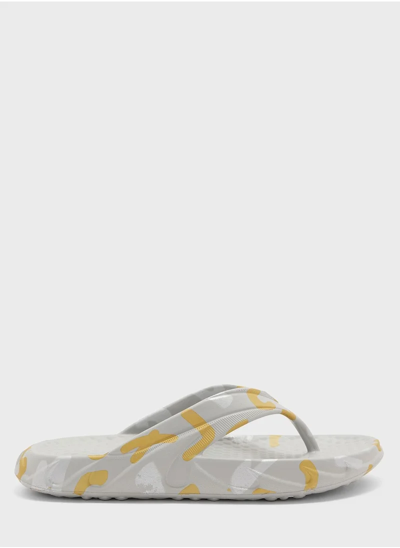 سفنتي فايف Printed Foam Slip Flops