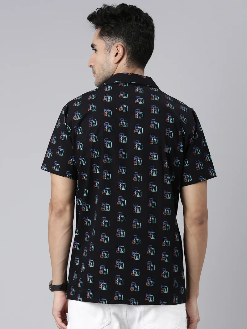 Joven Black Printed Camp Collar Casual Shirt for Men