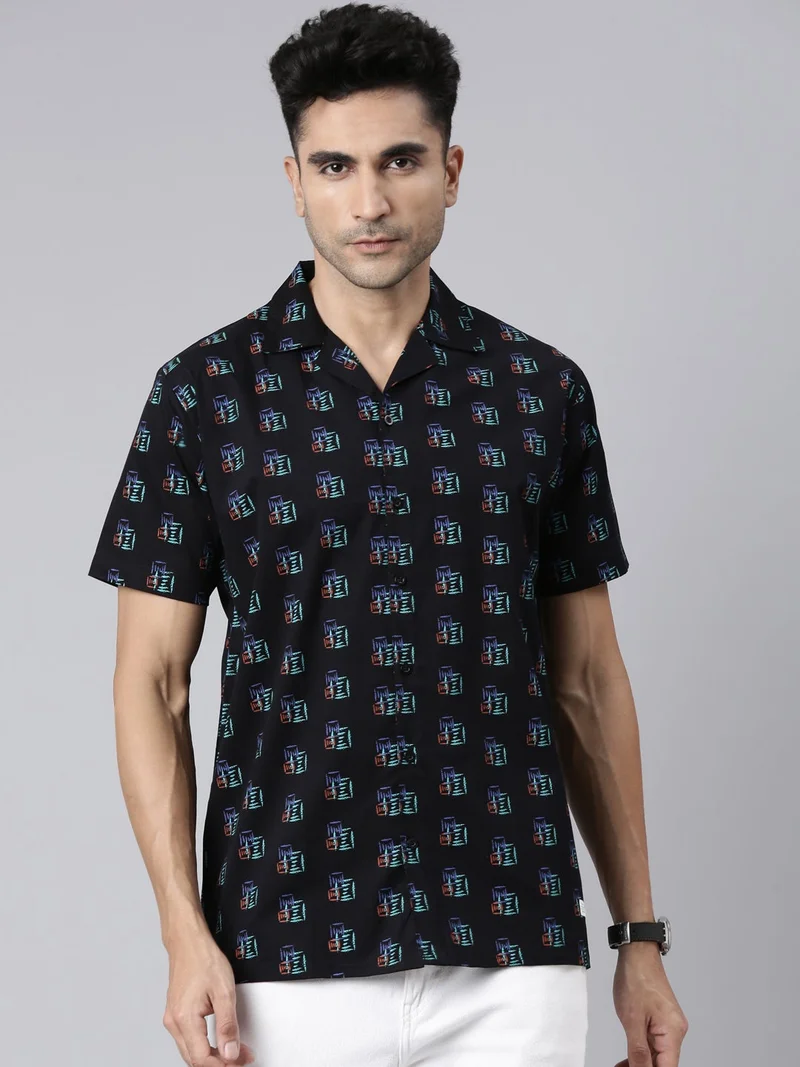 Joven Black Printed Camp Collar Casual Shirt for Men