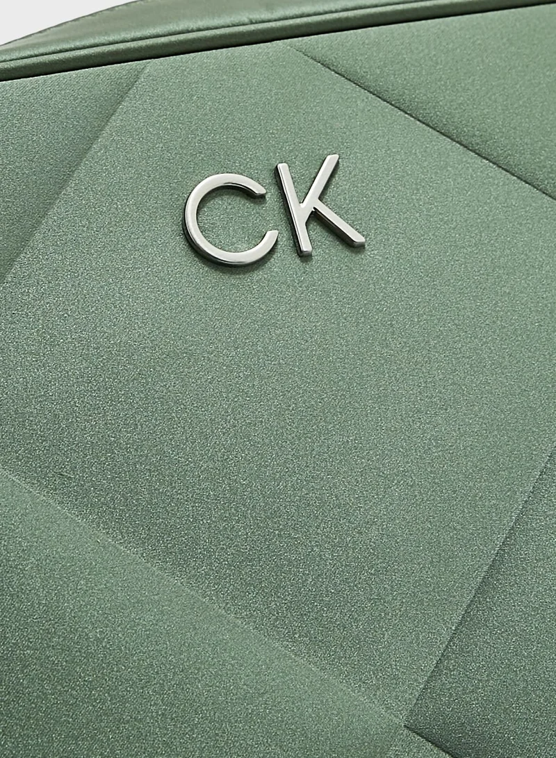 CALVIN KLEIN Re-Lock Quilt Crossbody