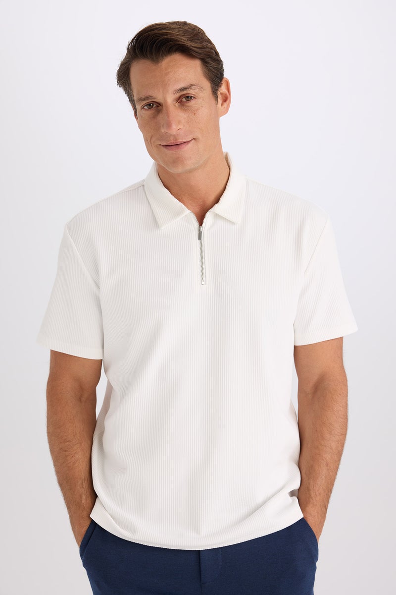 Man Regular Fit Pleat Polo T