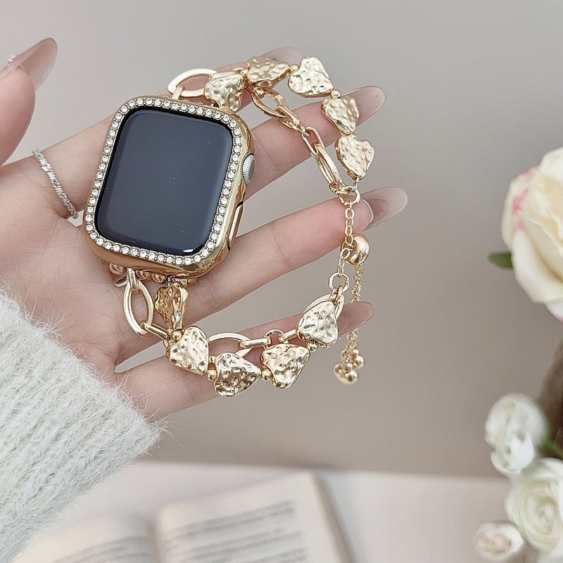 قلادة على شكل قلب مزدوج الطبقة مع سوار فضي لساعة Apple Watch Ultra Series - Image 1
